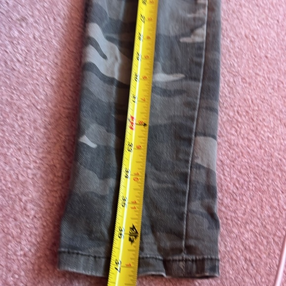 Refuge Camo Jeans Skinny Size 12 - Picture 5 of 7